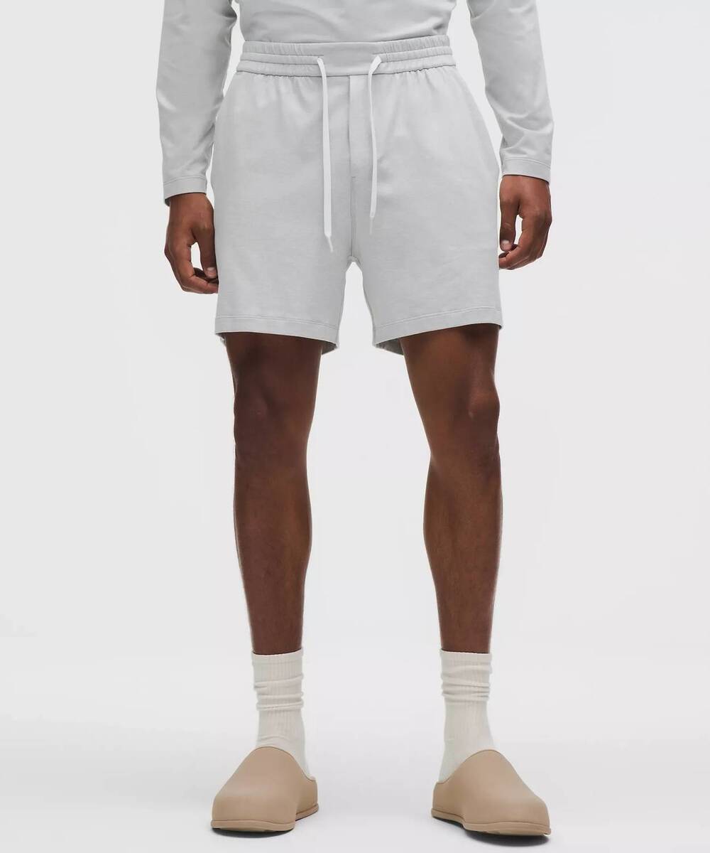 NEW LULULEMON men's soft jersey short in heathered vapor/heathered silver drop